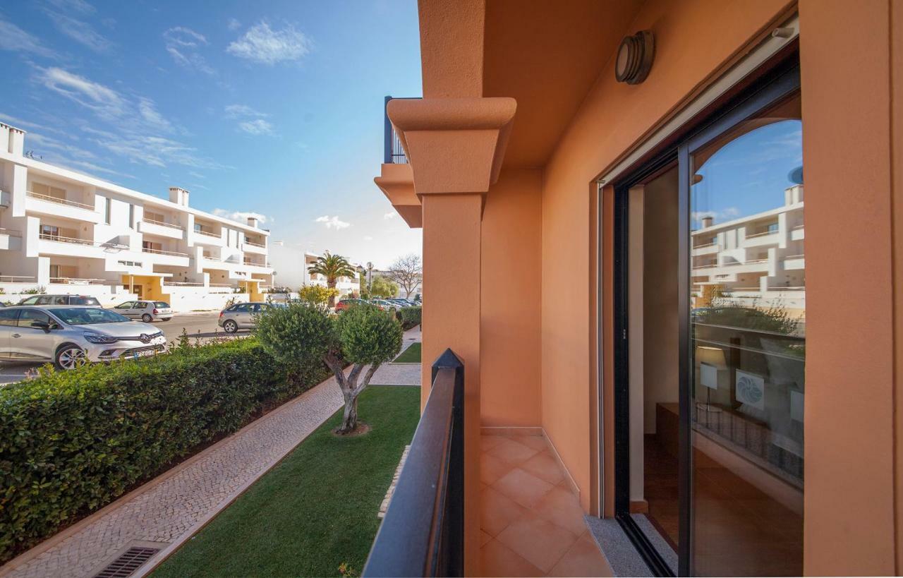 B27 - Luzbay 2 Bed Apartment Exteriér fotografie